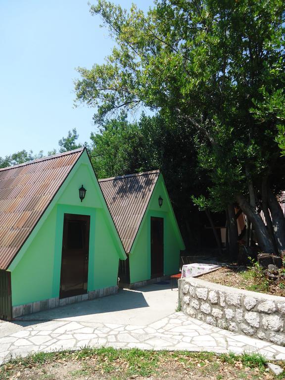 Apartments And Bungalows Mimoza Baosici Херцег Нови Стая снимка