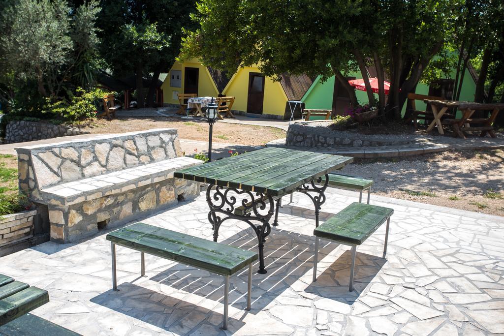 Apartments And Bungalows Mimoza Baosici Херцег Нови Екстериор снимка