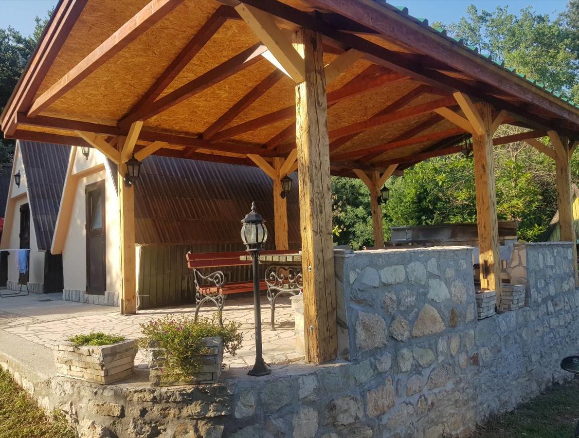 Apartments And Bungalows Mimoza Baosici Херцег Нови Екстериор снимка